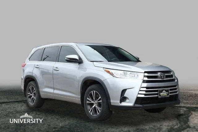 2018 Toyota Highlander LE FWD photo