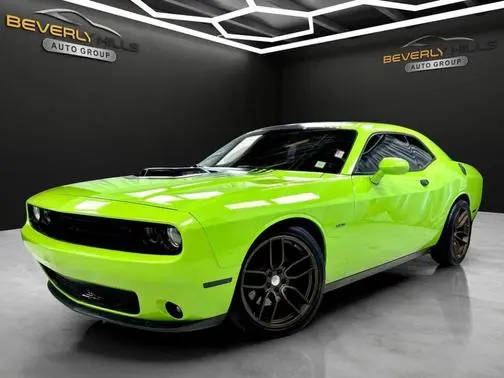 2015 Dodge Challenger R/T Plus Shaker RWD photo