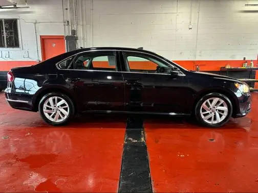 2018 Volkswagen Passat 2.0T SE FWD photo