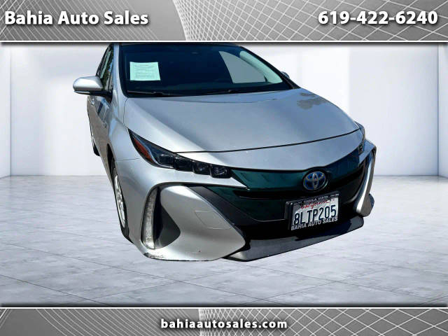 2017 Toyota Prius Prime Premium FWD photo