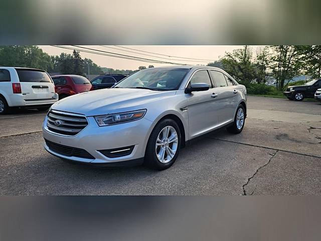 2015 Ford Taurus SEL AWD photo