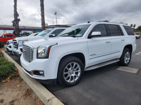 2015 GMC Yukon Denali 4WD photo