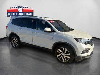 2017 Honda Pilot Elite AWD photo