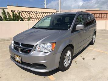 2016 Dodge Grand Caravan SXT FWD photo