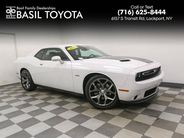 2015 Dodge Challenger R/T Plus RWD photo
