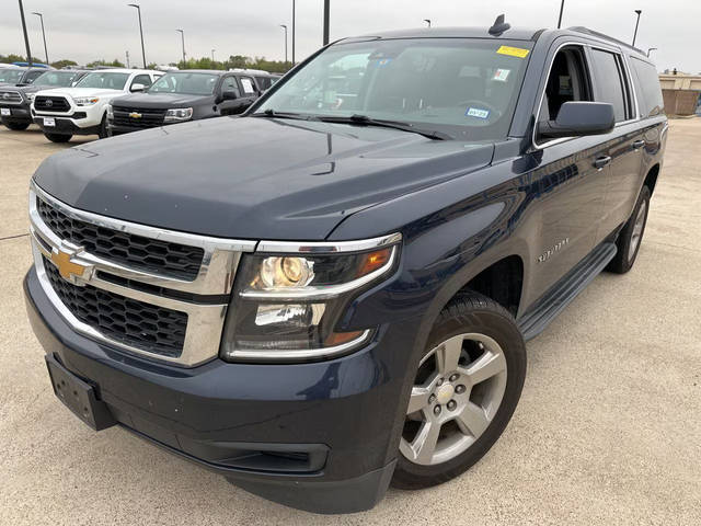 2018 Chevrolet Suburban LT RWD photo