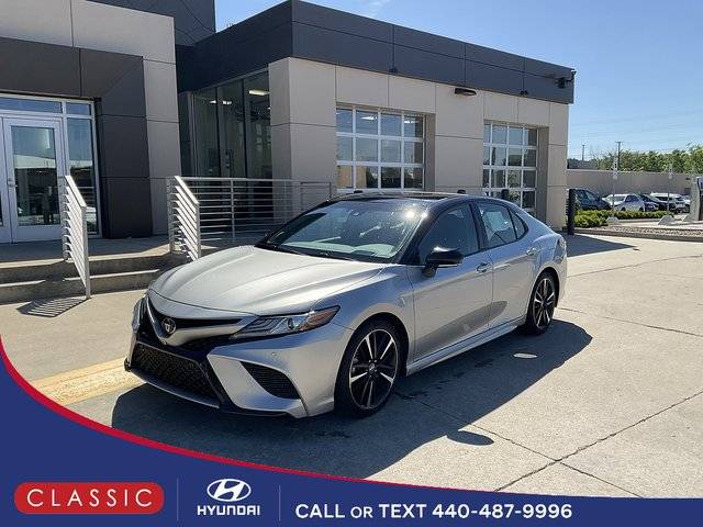 2018 Toyota Camry XSE V6 FWD photo