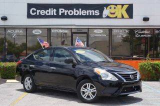 2018 Nissan Versa SV FWD photo