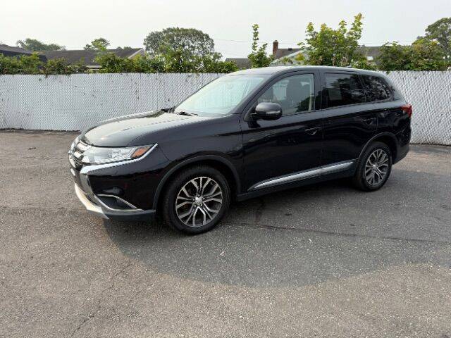 2018 Mitsubishi Outlander SE 4WD photo