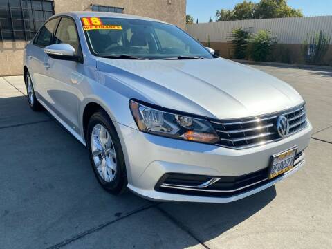 2018 Volkswagen Passat 2.0T S FWD photo