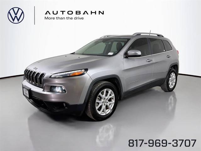 2018 Jeep Cherokee Latitude Plus FWD photo