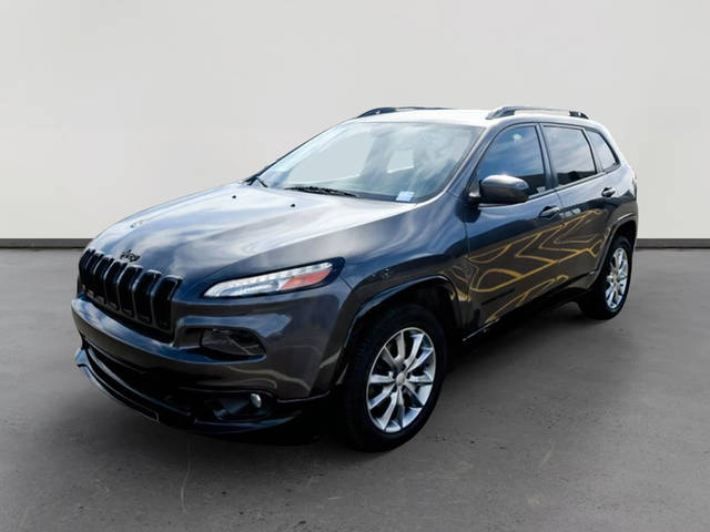 2018 Jeep Cherokee Latitude Tech Connect FWD photo