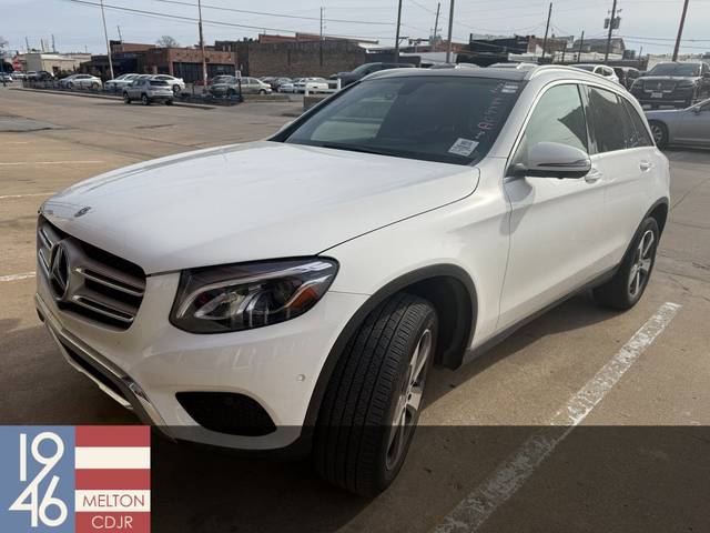 2018 Mercedes-Benz GLC-Class GLC 300 AWD photo