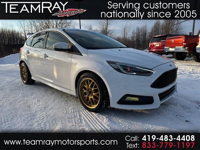 2018 Ford Focus ST FWD photo