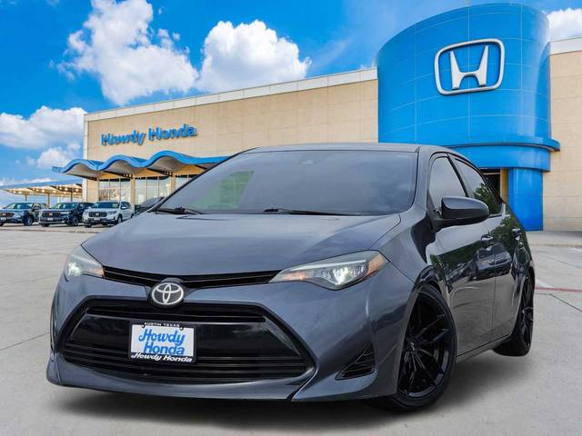 2018 Toyota Corolla LE FWD photo