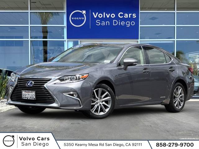2018 Lexus ES ES 300h FWD photo