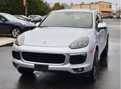 2018 Porsche Cayenne Platinum Edition AWD photo