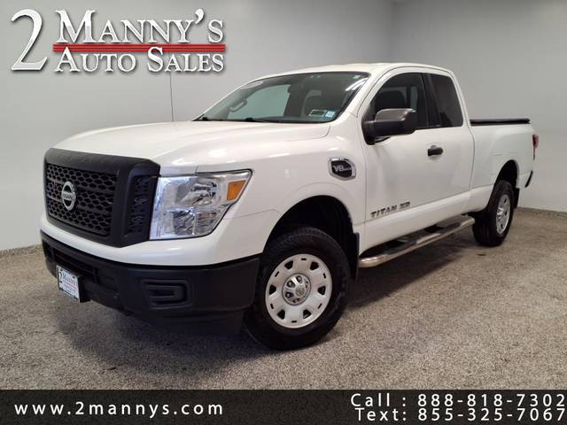 2017 Nissan Titan XD S 4WD photo