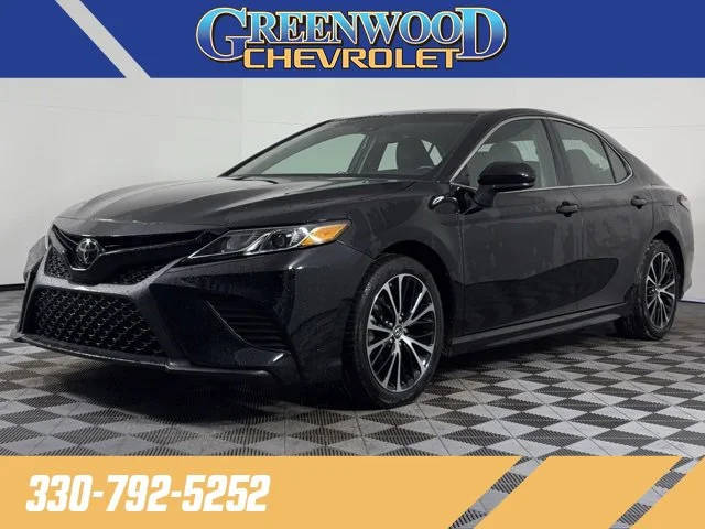 2018 Toyota Camry SE FWD photo