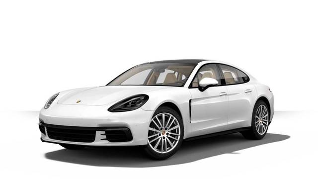 2018 Porsche Panamera  RWD photo