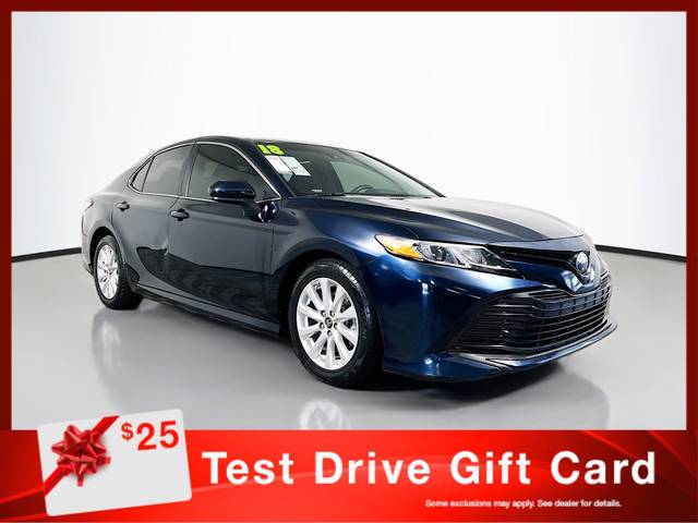 2018 Toyota Camry LE FWD photo