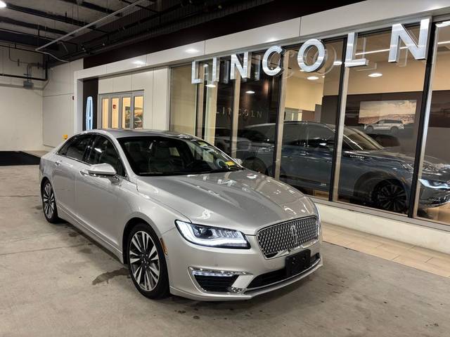 2018 Lincoln MKZ Hybrid Reserve FWD photo