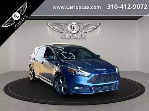 2018 Ford Focus ST FWD photo