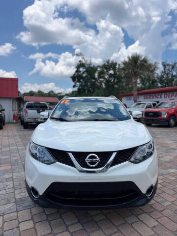 2017 Nissan Rogue Sport SV FWD photo