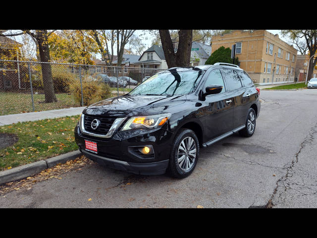 2017 Nissan Pathfinder SV 4WD photo