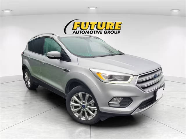 2018 Ford Escape Titanium 4WD photo