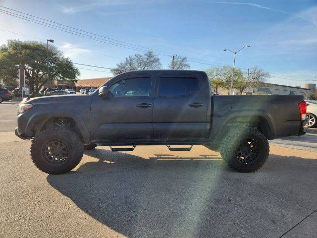 2017 Toyota Tacoma SR5 RWD photo