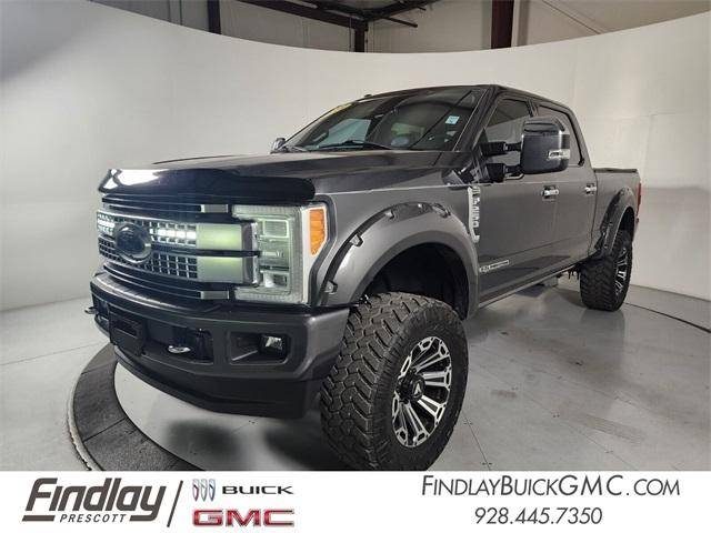 2018 Ford F-250 Super Duty Platinum 4WD photo