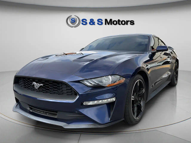 2018 Ford Mustang EcoBoost RWD photo