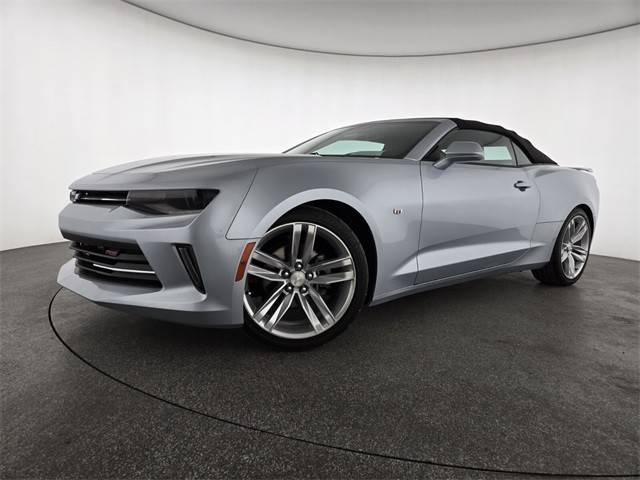 2018 Chevrolet Camaro 1LT RWD photo