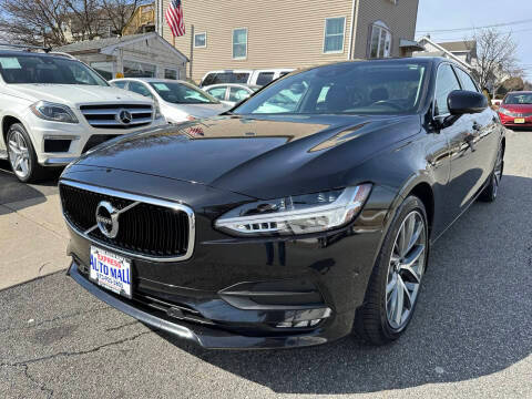 2018 Volvo S90 Momentum AWD photo