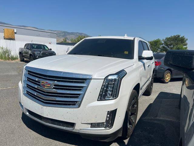 2018 Cadillac Escalade Platinum 4WD photo