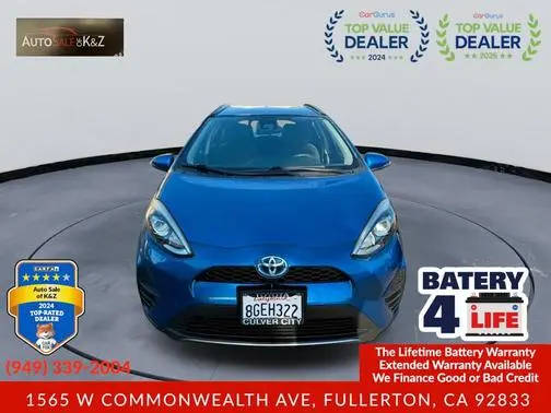 2018 Toyota Prius c Two FWD photo