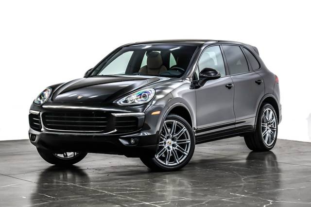 2018 Porsche Cayenne Platinum Edition AWD photo