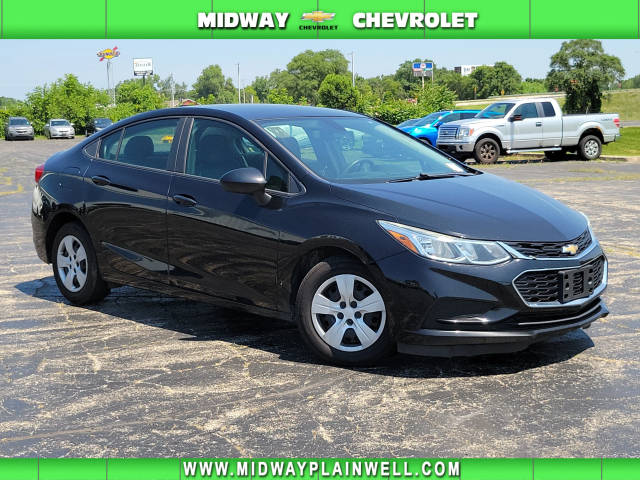2018 Chevrolet Cruze LS FWD photo