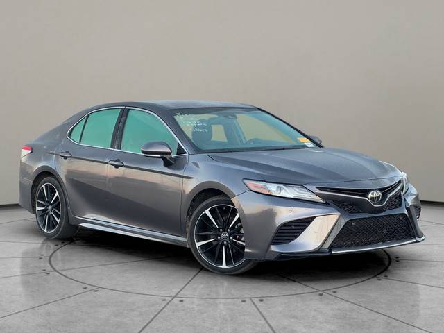 2018 Toyota Camry XSE FWD photo