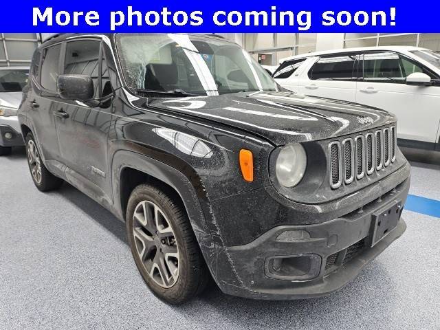 2017 Jeep Renegade Latitude FWD photo