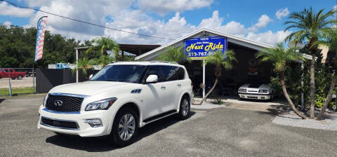 2017 Infiniti QX80  RWD photo