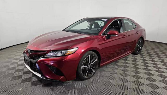 2018 Toyota Camry XSE V6 FWD photo