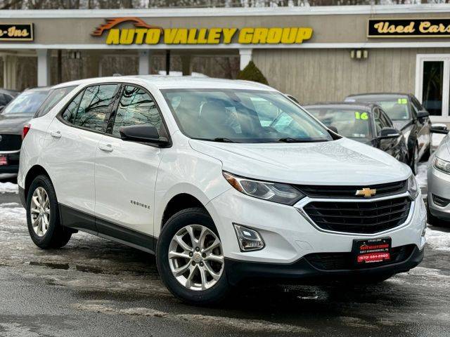 2018 Chevrolet Equinox LS AWD photo