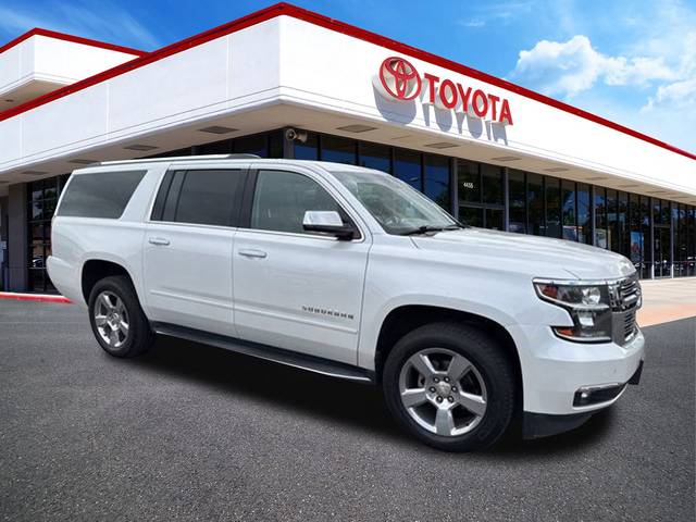 2018 Chevrolet Suburban Premier 4WD photo