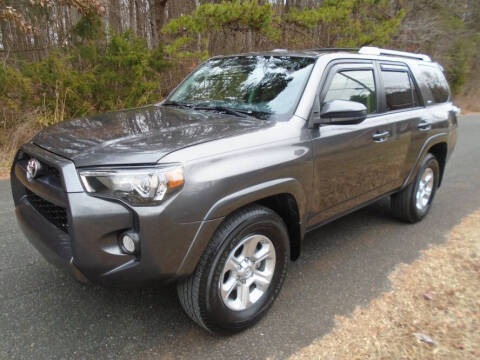 2018 Toyota 4Runner  RWD photo