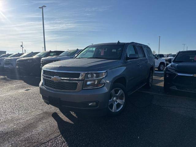 2018 Chevrolet Suburban LT 4WD photo