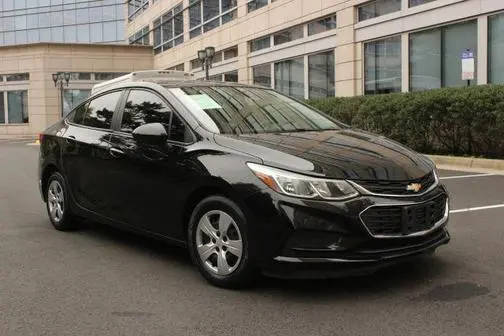 2018 Chevrolet Cruze LS FWD photo