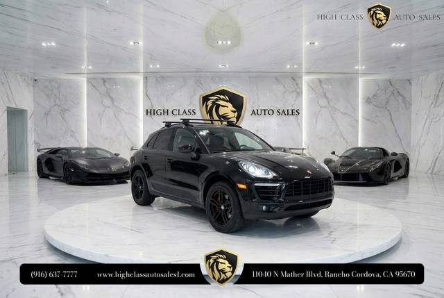 2018 Porsche Macan AWD photo