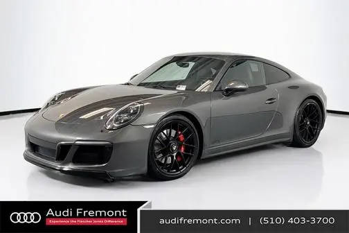 2018 Porsche 911 Carrera GTS RWD photo